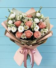 Букет цветов из:  Розы, Альстромерии и Лизиантусы в Чигири