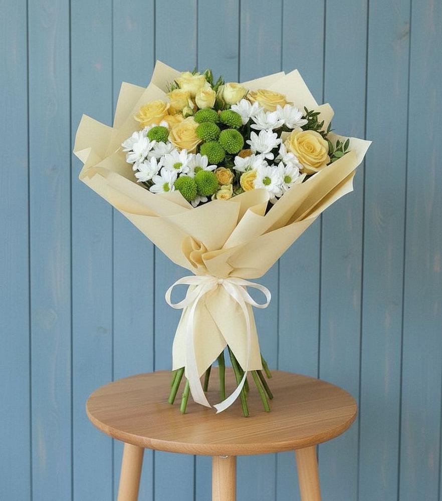 Букет цветов из: Хризантемы и Розы в Чигири