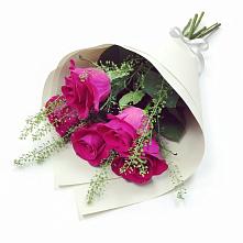 Букет цветов из:  Розы в Чигири