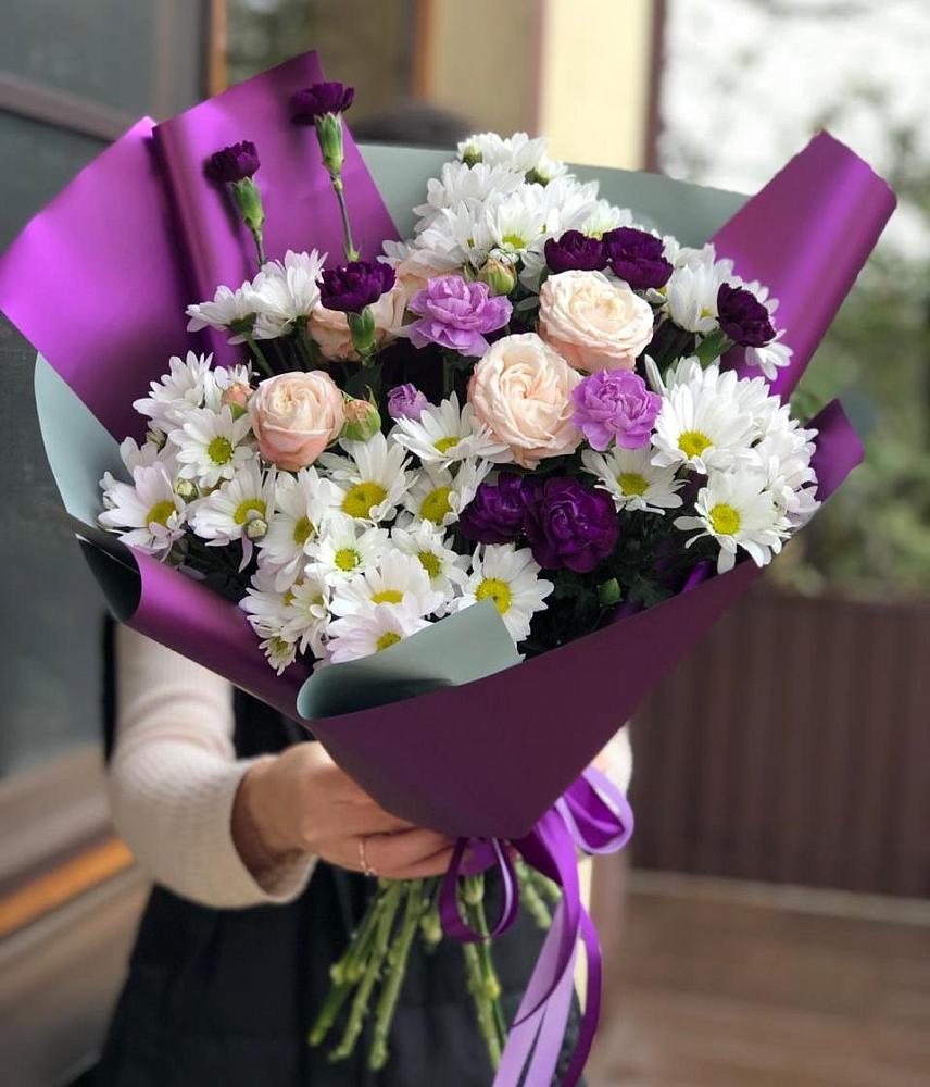 Букет цветов из: Хризантемы, Гвоздики и Розы в Чигири