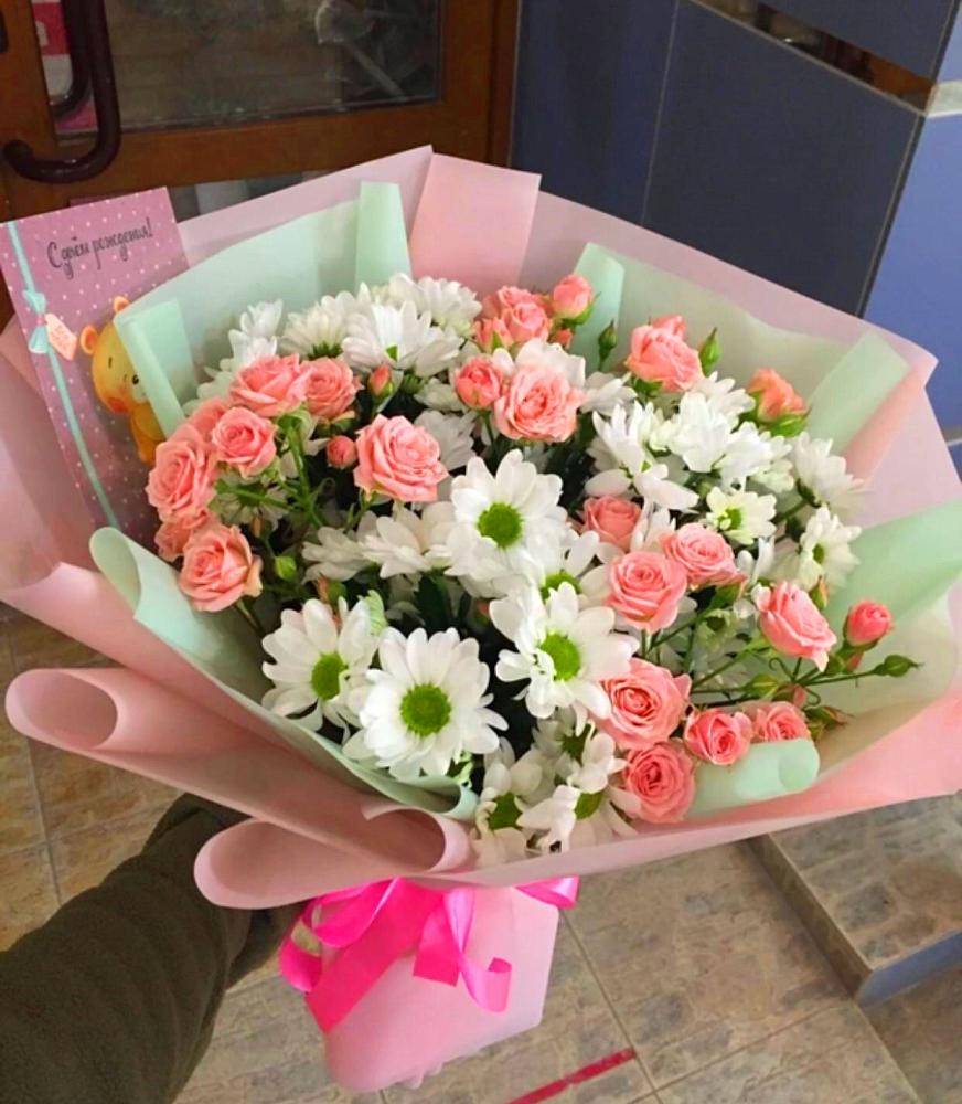 Букет цветов из: Розы и Хризантемы в Чигири