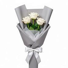 Букет 3 белые розы в Чигири