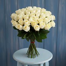 Букет 51 Белая роза Эдлесс Лав в Чигири