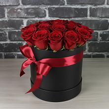 Цветочная композиция из Розы в шляпной коробке в Чигири