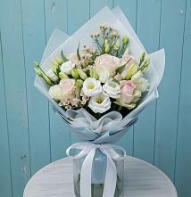 Букет цветов из:  Розы и Лизиантусы в Чигири