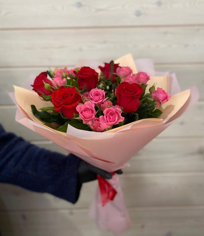 Букет цветов из: Розы в Чигири